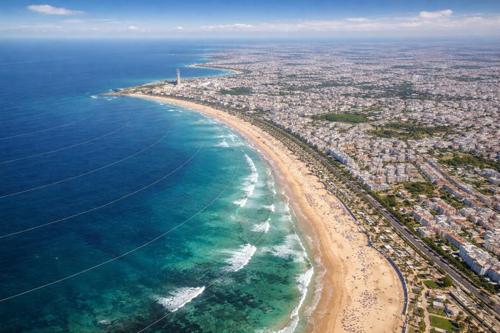 découvrez la plage de casablanca grâce à notre carte détaillée du maroc, incluant les coordonnées de latitude pour une localisation précise.